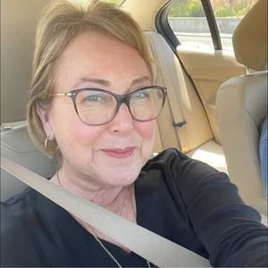 Meet your Posher, Sandy